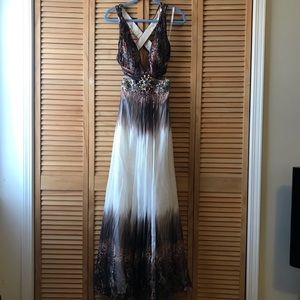 Tony Bowls Prom Sress Size 4
